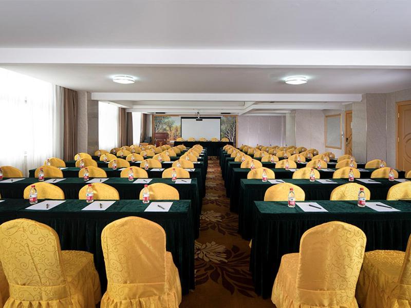 Vienna Hotel Hainan Oriental Avenue Dongfang Exterior foto